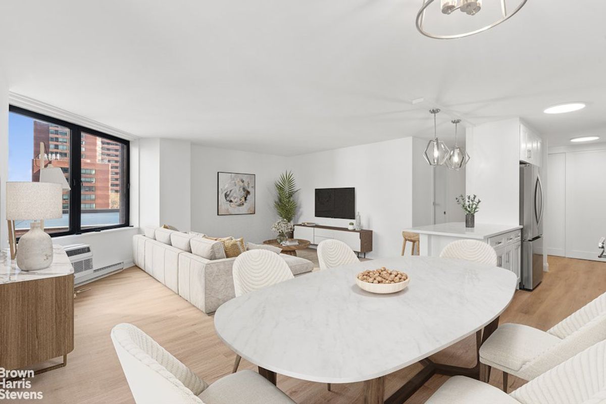 Photo for Yorkville Tower 1 - 1623 3rd Avenue Mixed Use in Upper East Side, Manhattan