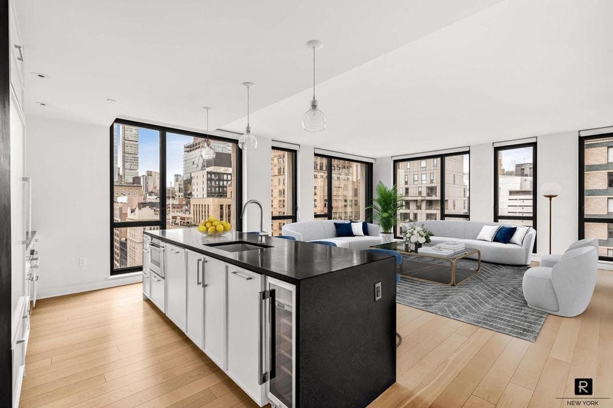 Photo for 160 East 22nd Street - 280 3rd Avenue Condominium in Gramercy Park, Manhattan