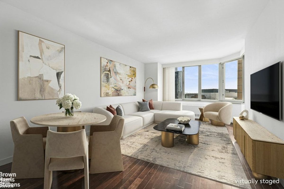Photo for The Strand - 500 West 43rd Street Condominium in Midtown West, Manhattan