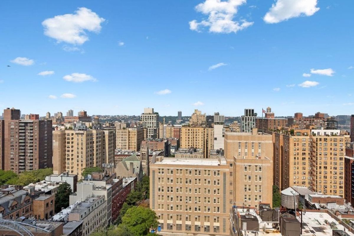 Photo for 100 West - 100 West 93rd Street Condominium in Upper West Side, Manhattan
