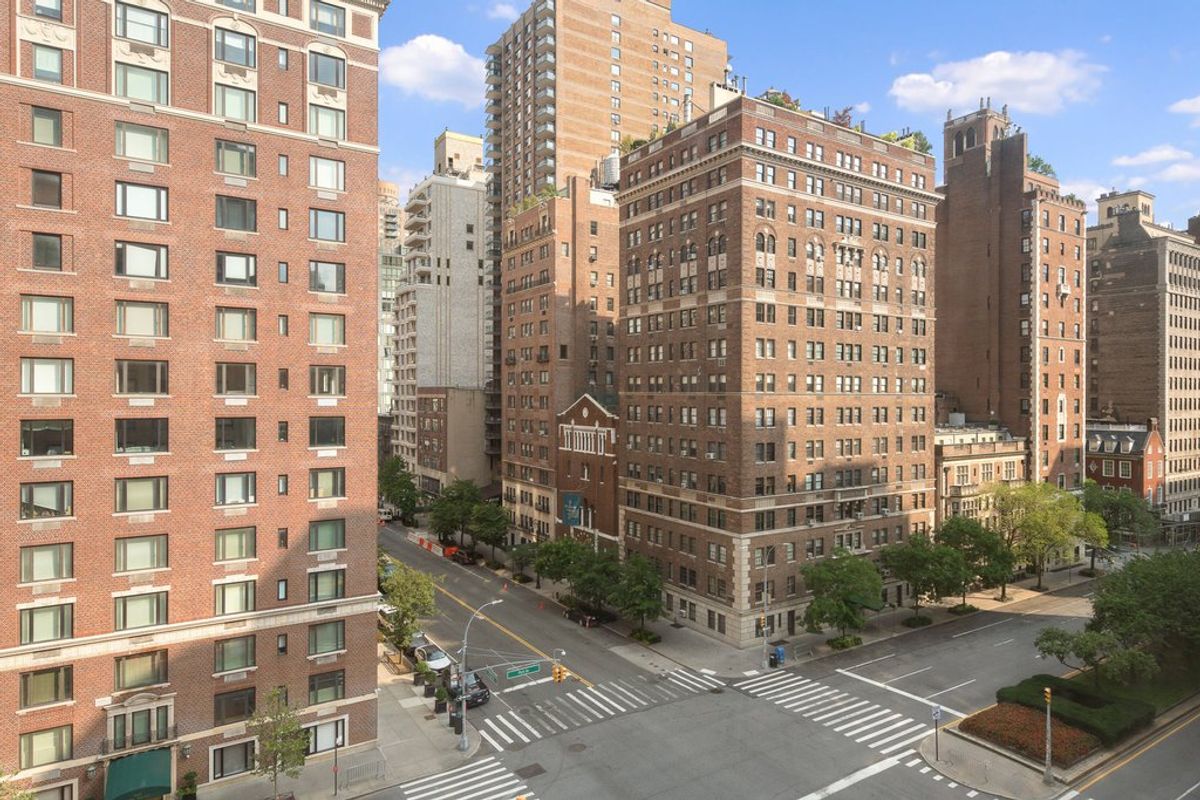 Photo for 1040 PARK AVENUE - 1040 Park Avenue Cooperative in Upper East Side, Manhattan