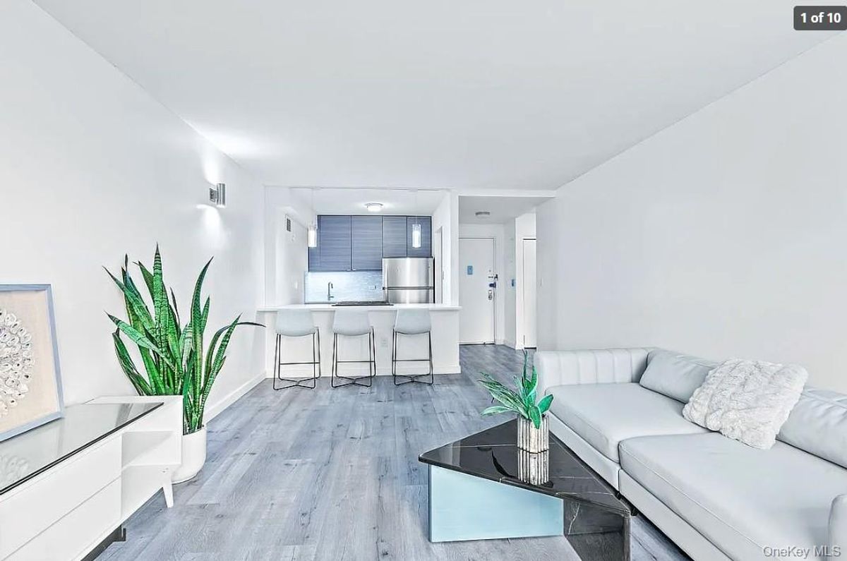 Photo for  The Soundings  - 280 RECTOR PLACE Condominium in Battery Park City, Manhattan