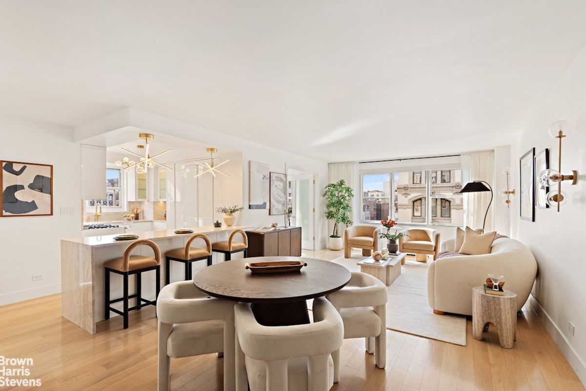 Photo for The Wedgwood House - 69 Fifth Avenue Condominium in Union Square, Manhattan