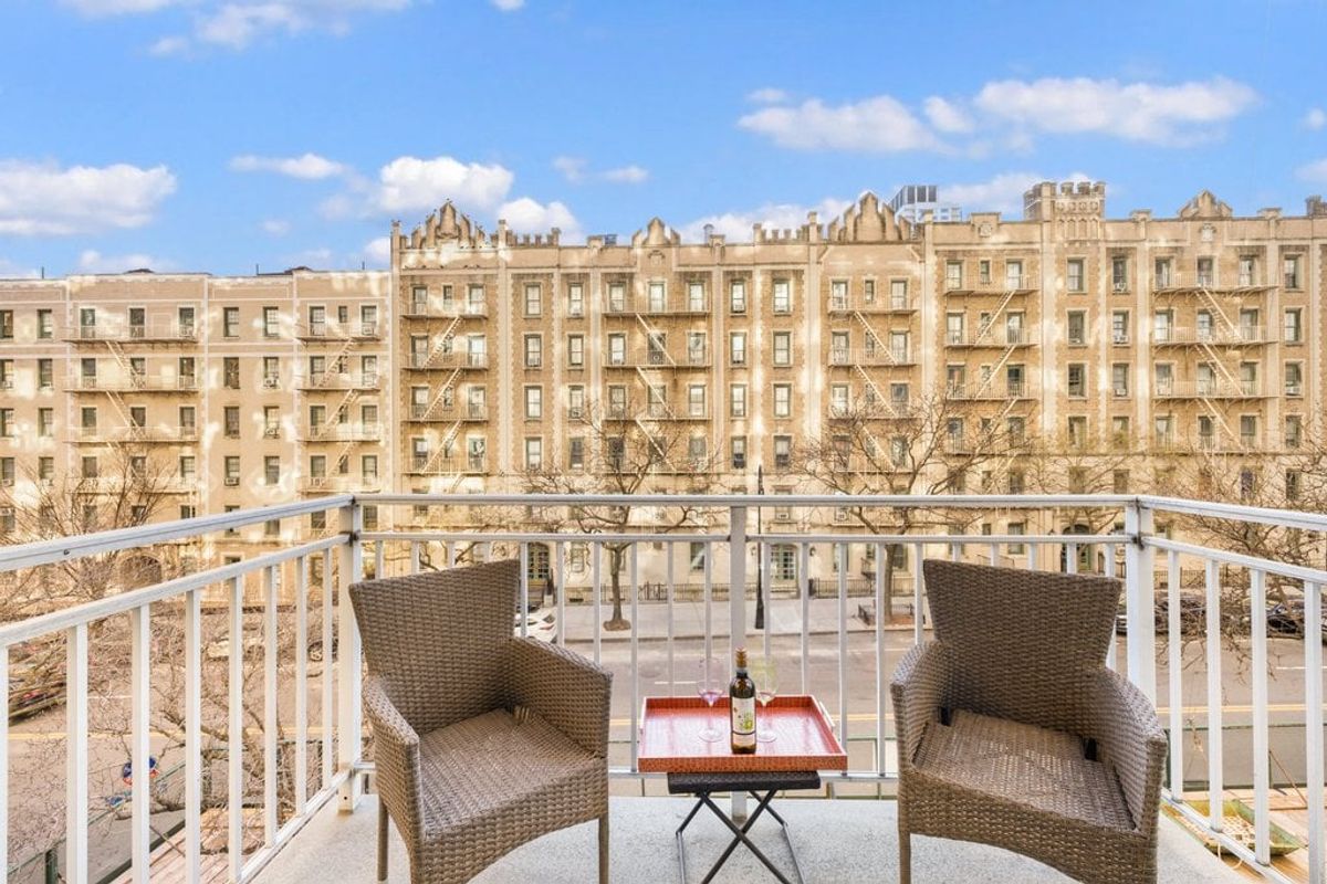 Photo for Asten House - 515 East 79th Street Cooperative in Upper East Side, Manhattan