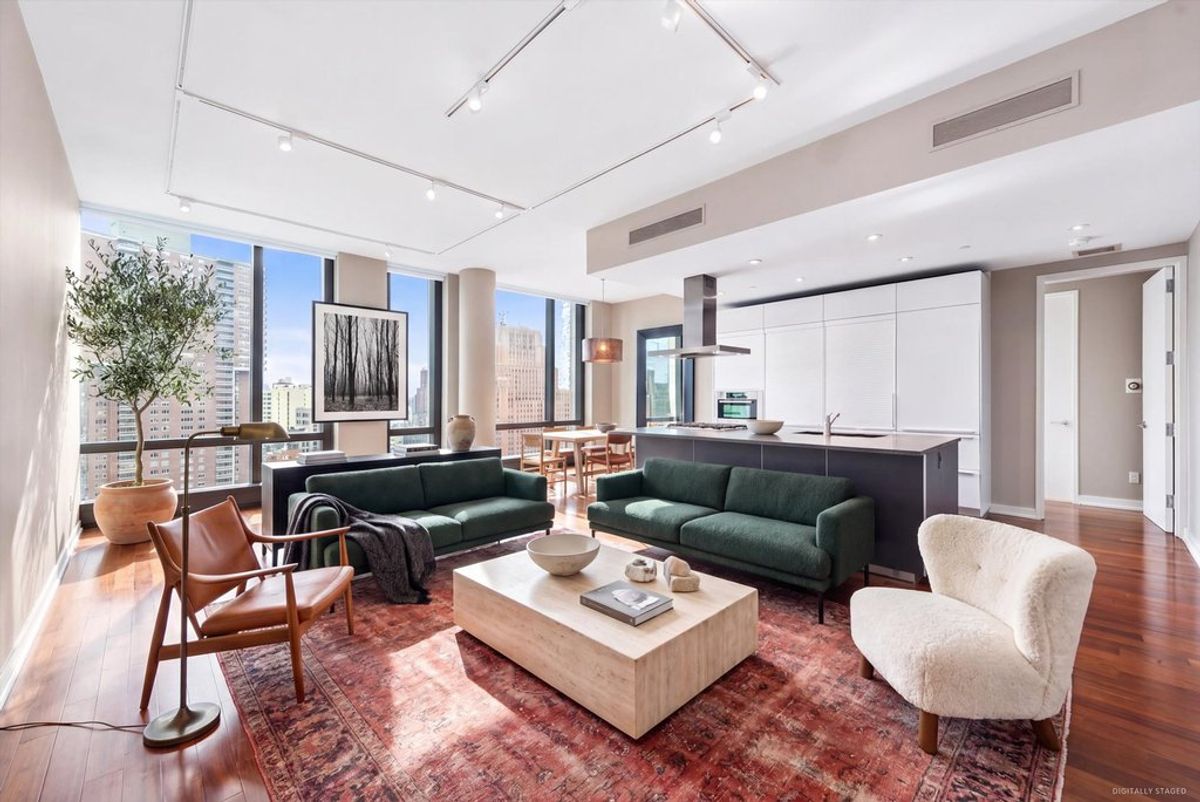 Photo for 101 Warren - 99 Warren Street And 101 Warren Street Condominium in Tribeca, Manhattan