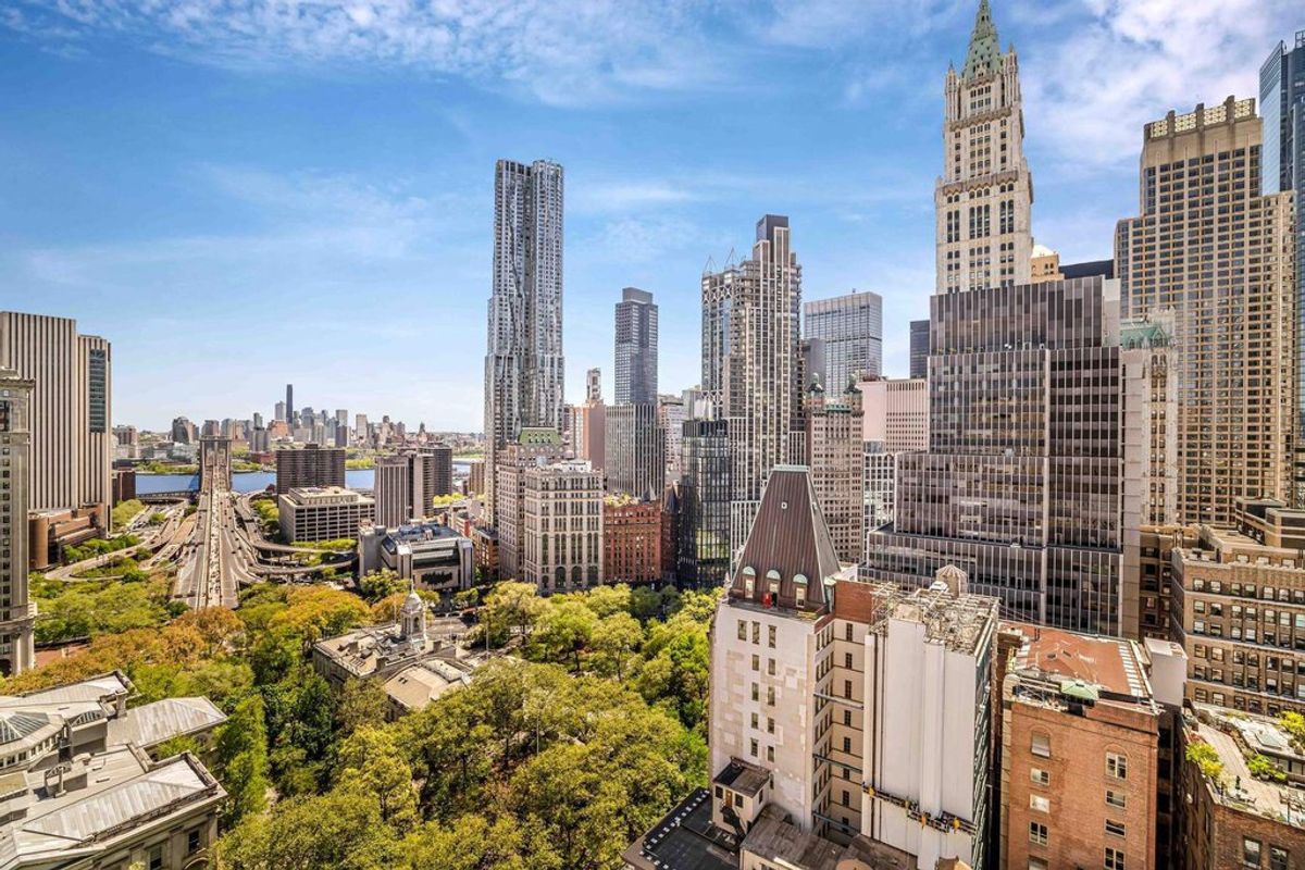 Photo for Tower 270 - 270 Broadway Condominium in Tribeca, Manhattan