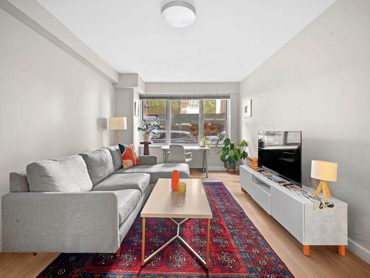 Photo for 400 East 85th Street - 400 East 85th Street Cooperative in Upper East Side, Manhattan