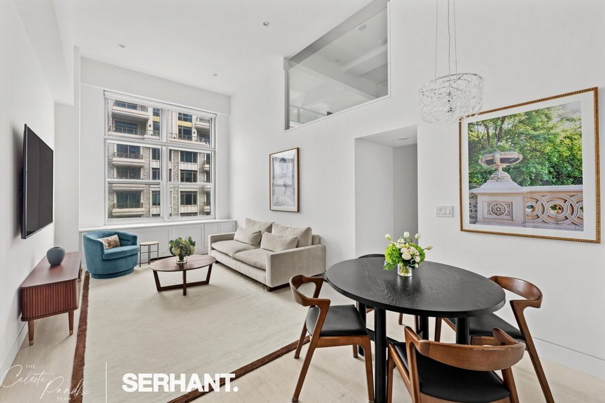 Photo for Park Avenue Court - 120 East 87th Street Condominium in Upper East Side, Manhattan