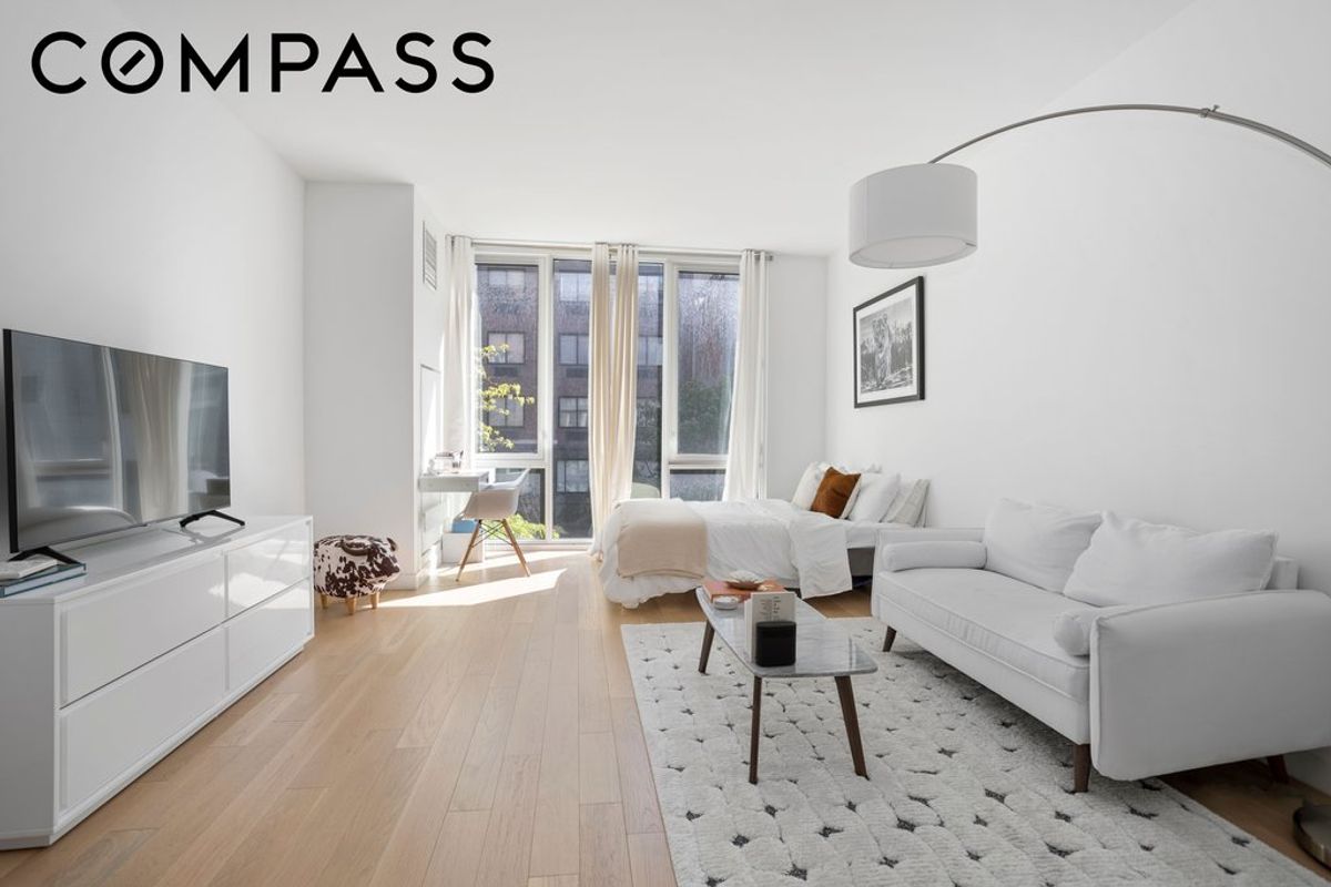 Photo for 540 West - 540 West 49th Street Condominium in Midtown West, Manhattan