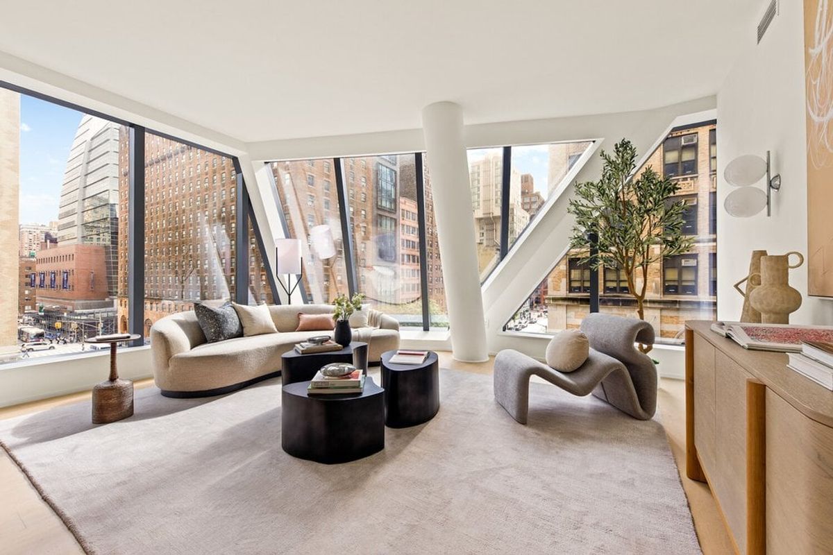 Photo for 121 E 22nd St - 121 East 22nd Street Condominium in Chelsea, Manhattan