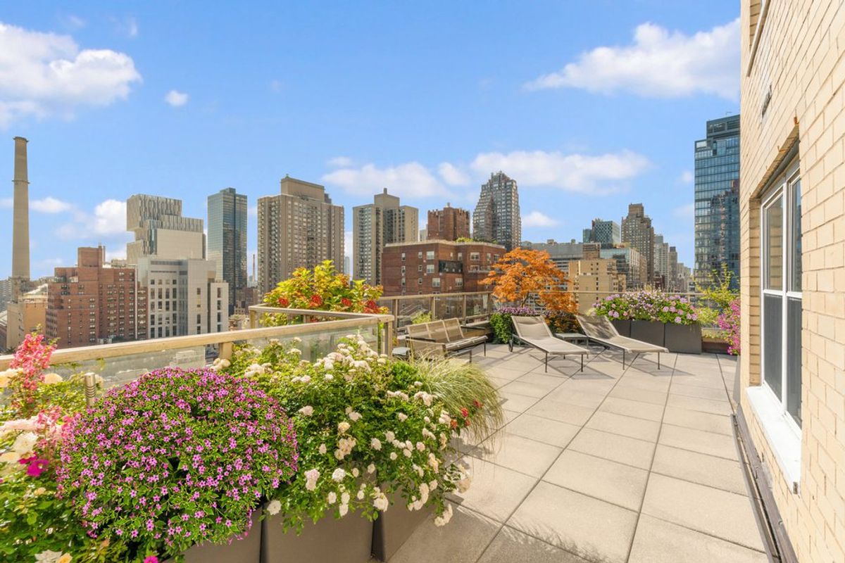 Photo for Newport East - 370 East 76th Street Cooperative in Lenox Hill, Manhattan