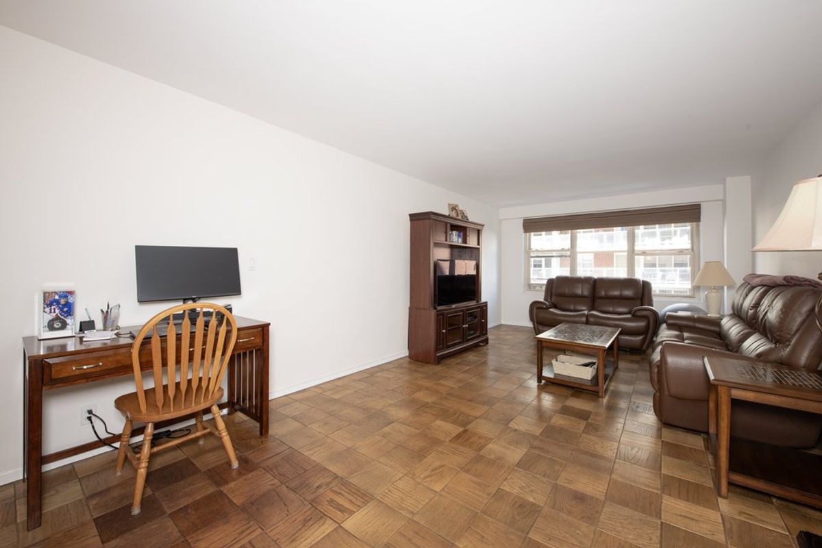 Photo for Newport East - 370 East 76th Street Cooperative in Lenox Hill, Manhattan