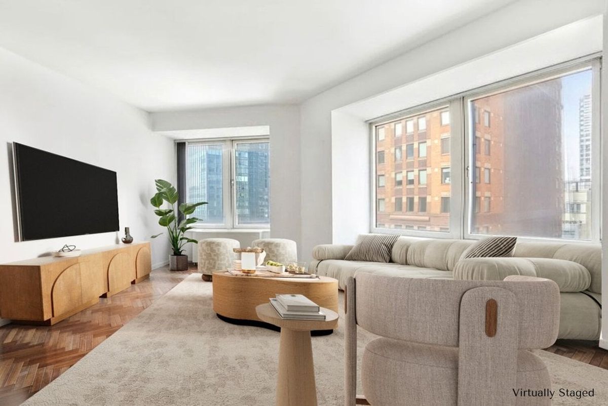 Photo for CitySpire - 150 West 56th Street Condominium in Midtown, Manhattan