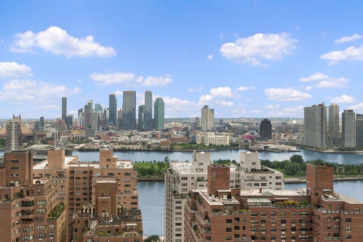 Photo for Plaza 400 - 400 East 56th Street Cooperative in Midtown East, Manhattan
