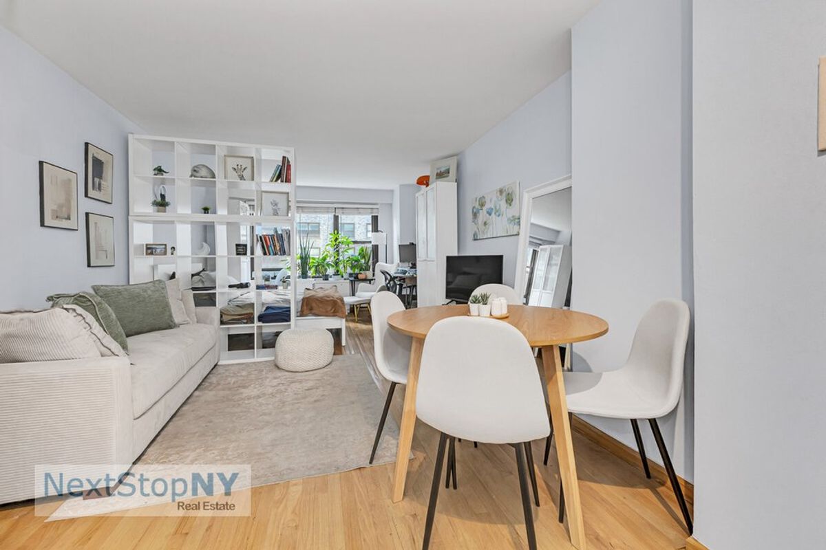 Photo for The Carlton East - 220 East 57th Street Cooperative in Midtown East, Manhattan
