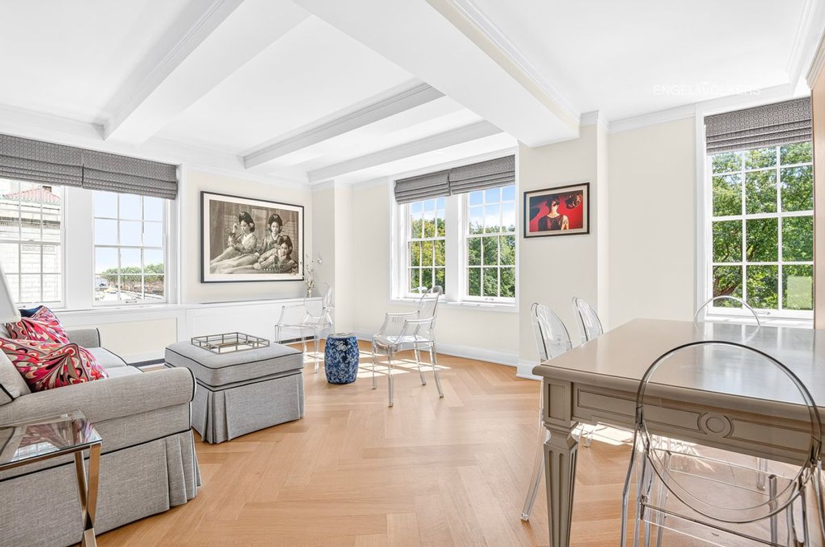 Photo for 360 Central Park West - 360 Central Park West Condominium in Upper West Side, Manhattan