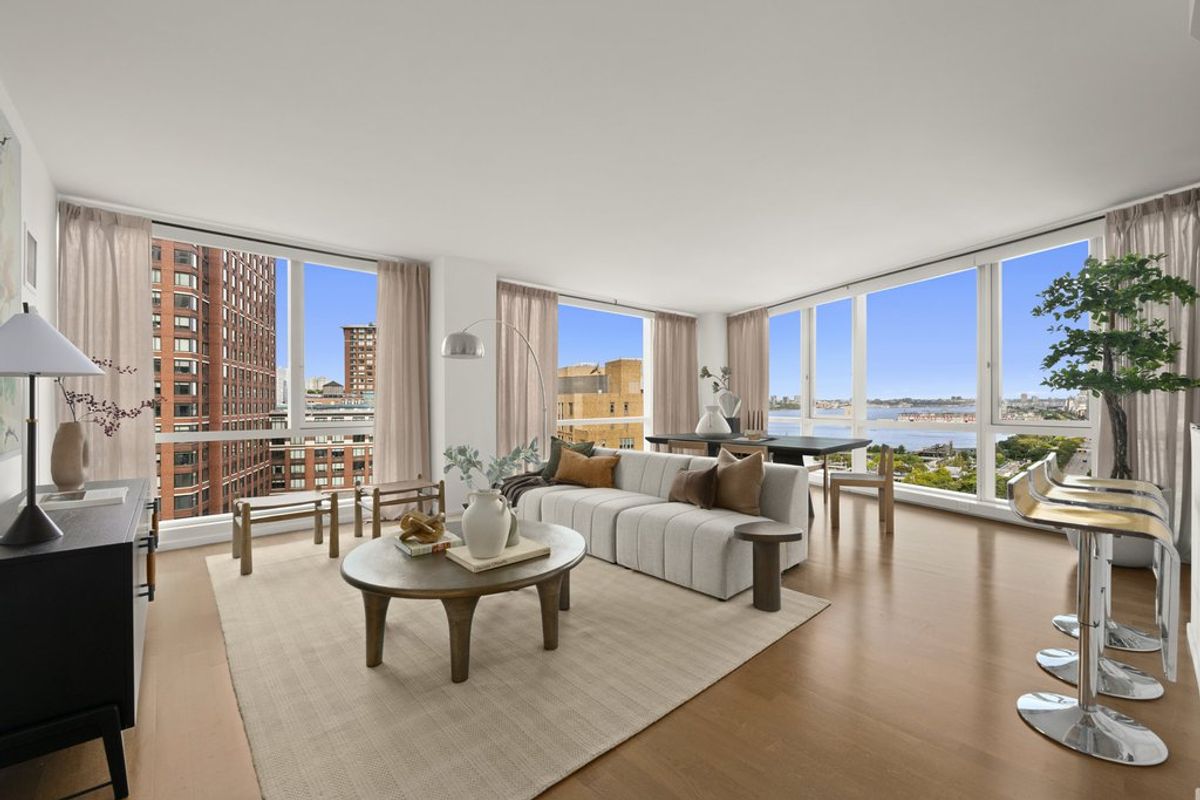 Photo for 200 Chambers Street - 200 Chambers Street Condominium in Tribeca, Manhattan