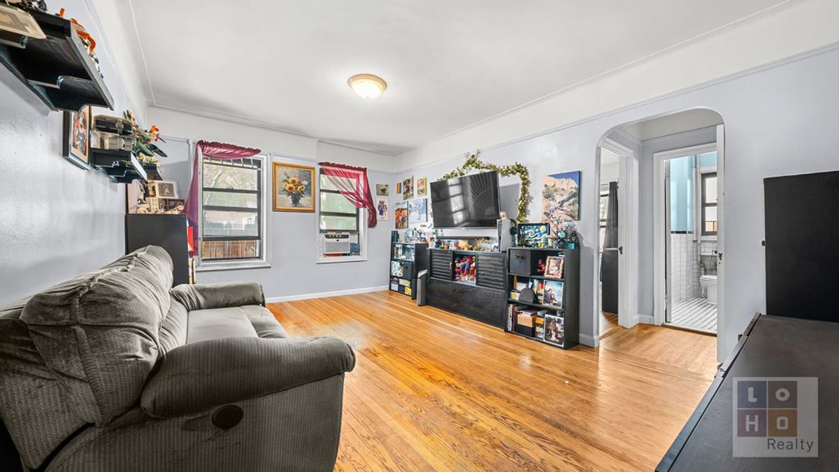 Photo for The Amalgamated Dwellings - 504 Grand Street Cooperative in Lower East Side, Manhattan