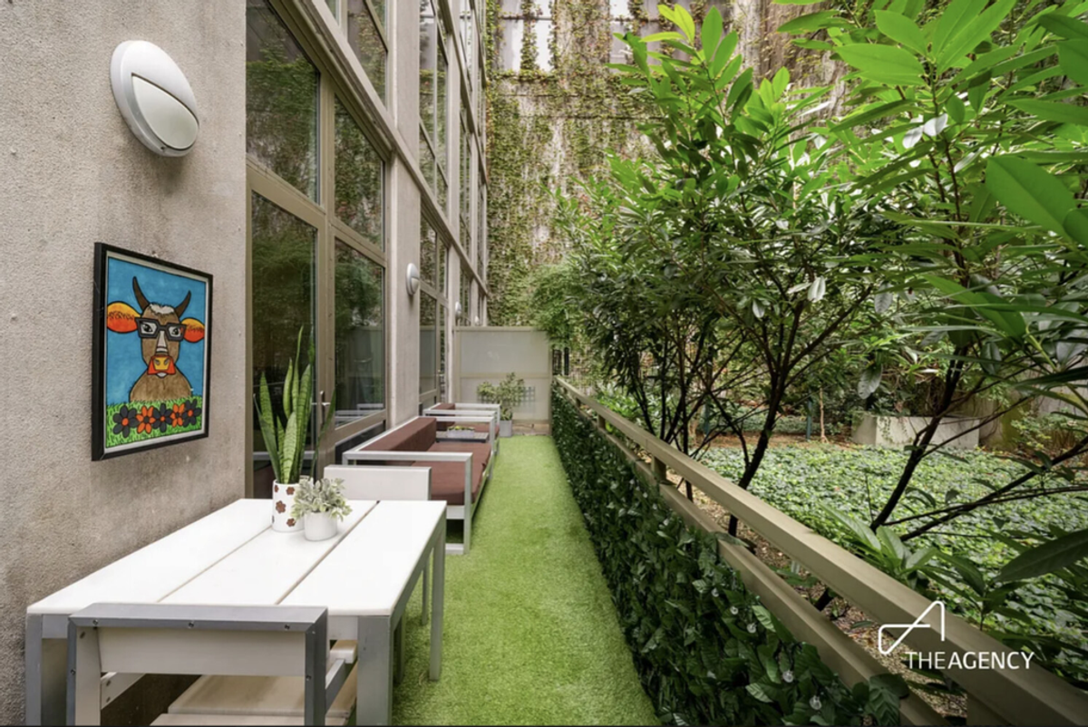 Photo for Chelsea House - 130 West 19th Street Condominium in Chelsea, Manhattan