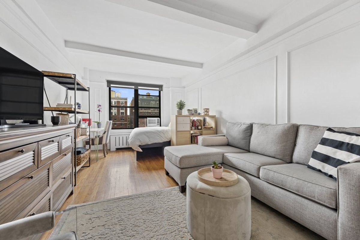 Photo for The Broadmoor - 235 West 102nd Street Condominium in Upper West Side, Manhattan