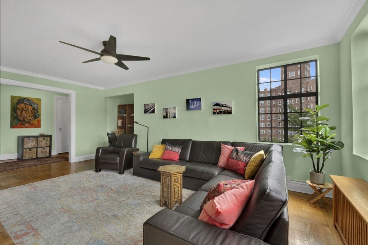 Photo for Hudson View Gardens - 116 Pinehurst Avenue Cooperative in Washington Heights, Manhattan