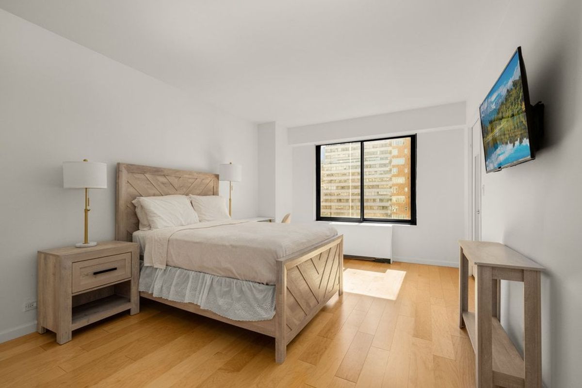 Photo for The Savoy - 200 East 61St Street Condominium in Upper East Side, Manhattan
