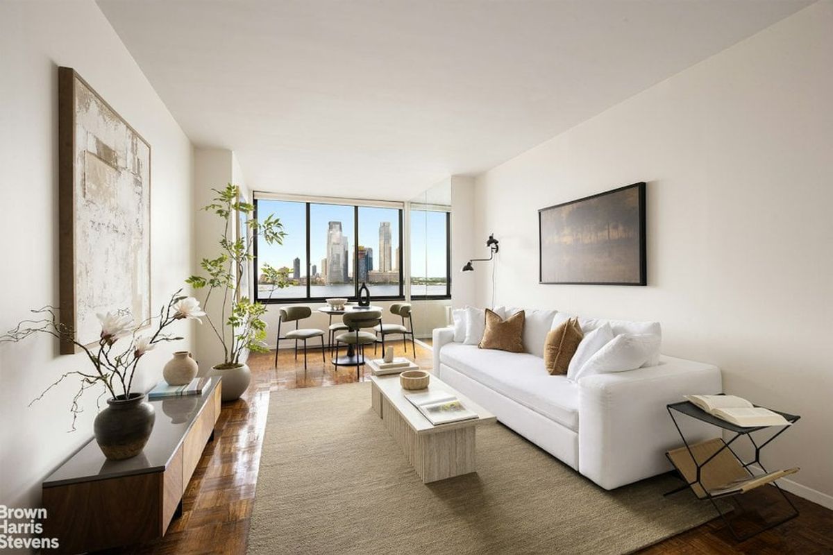 Photo for Liberty Terrace - 380 Rector Place Condominium in Battery Park City, Manhattan