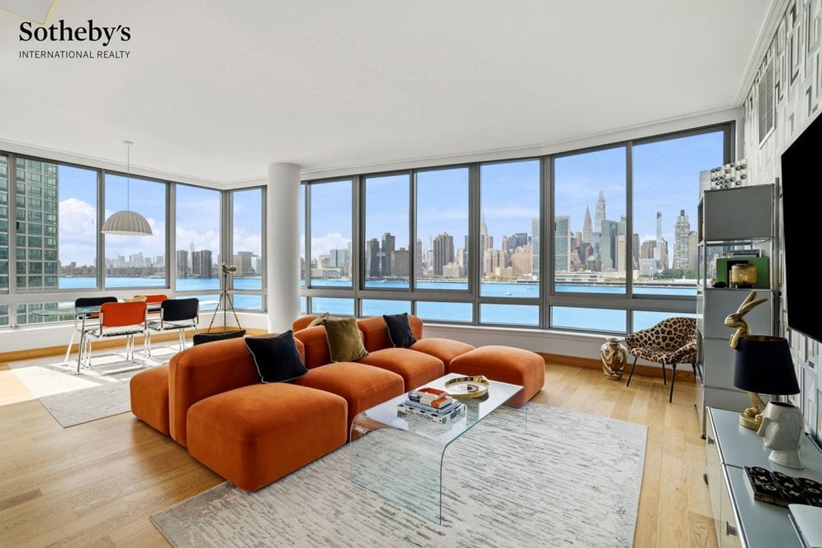 Photo for The View at East Coast - 46-30 Center Boulevard Condominium in Long Island City, Queens