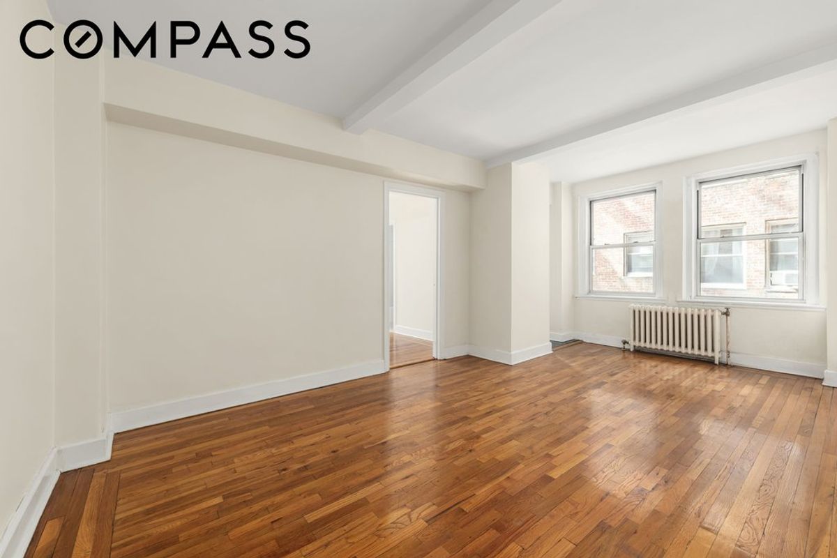 Photo for The Manor - 333 East 43rd Street Cooperative in Turtle Bay, Manhattan