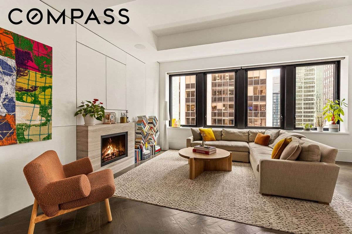 Photo for 101 Wall Street - 101 Wall Street Condominium in Financial District, Manhattan