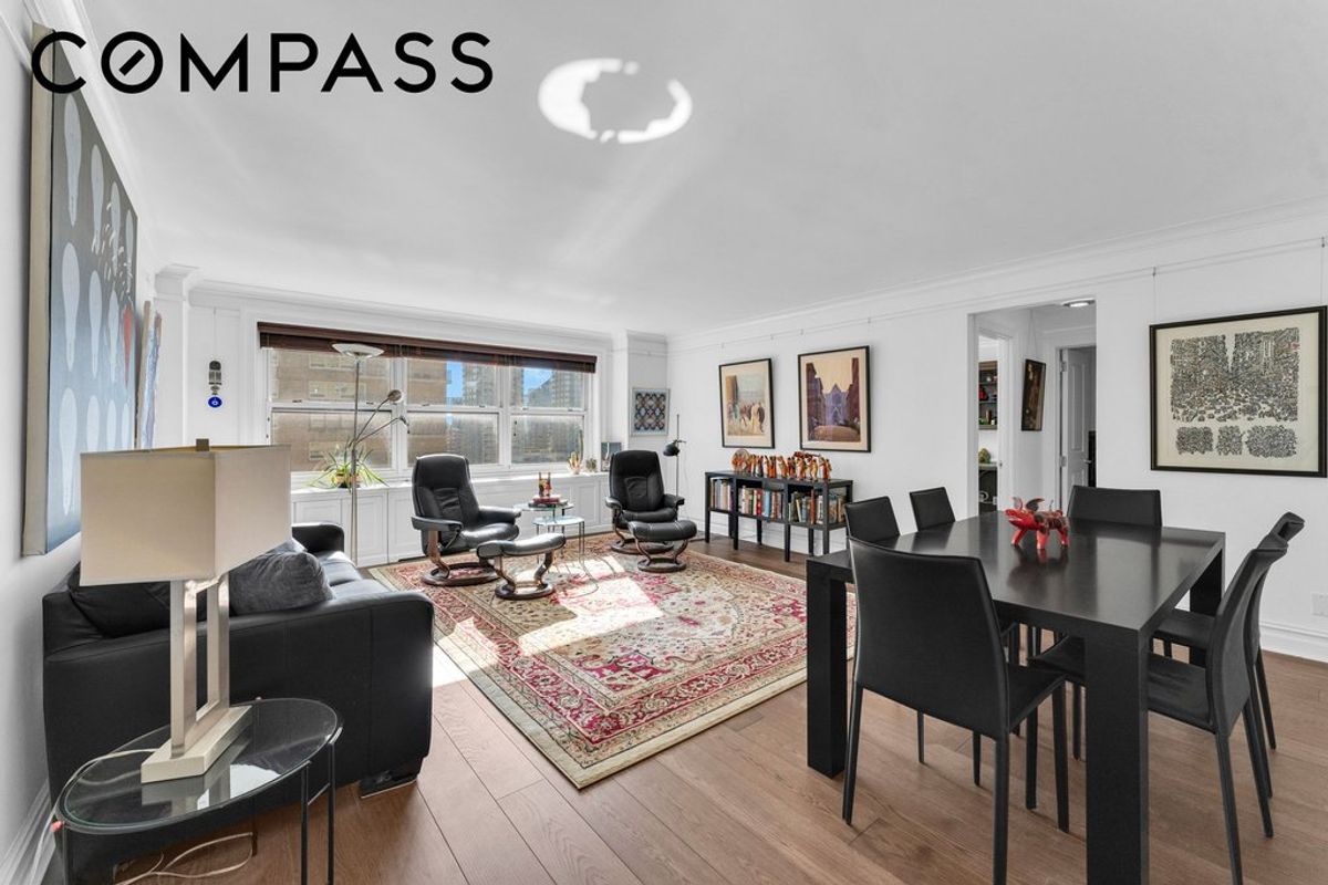 Photo for Lincoln Towers - 150 West End Avenue Condominium in Upper West Side, Manhattan