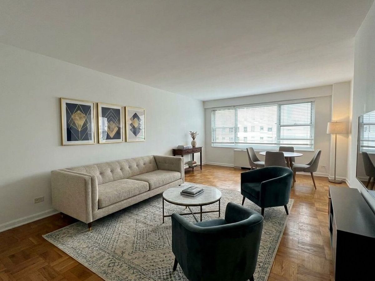 Photo for 150 East 61st Street - 150 East 61St Street Cooperative in Lenox Hill, Manhattan