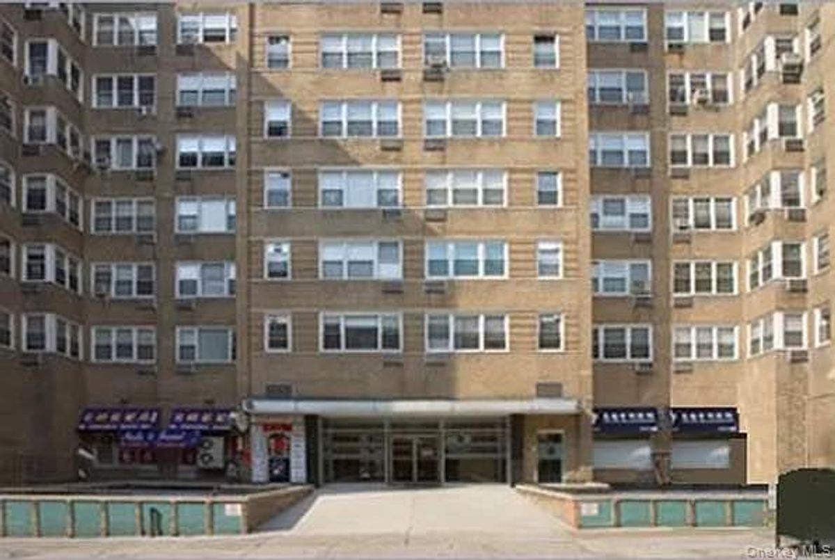 Photo for The Ikon - 50 Bayard Street Condominium in Williamsburg, Brooklyn
