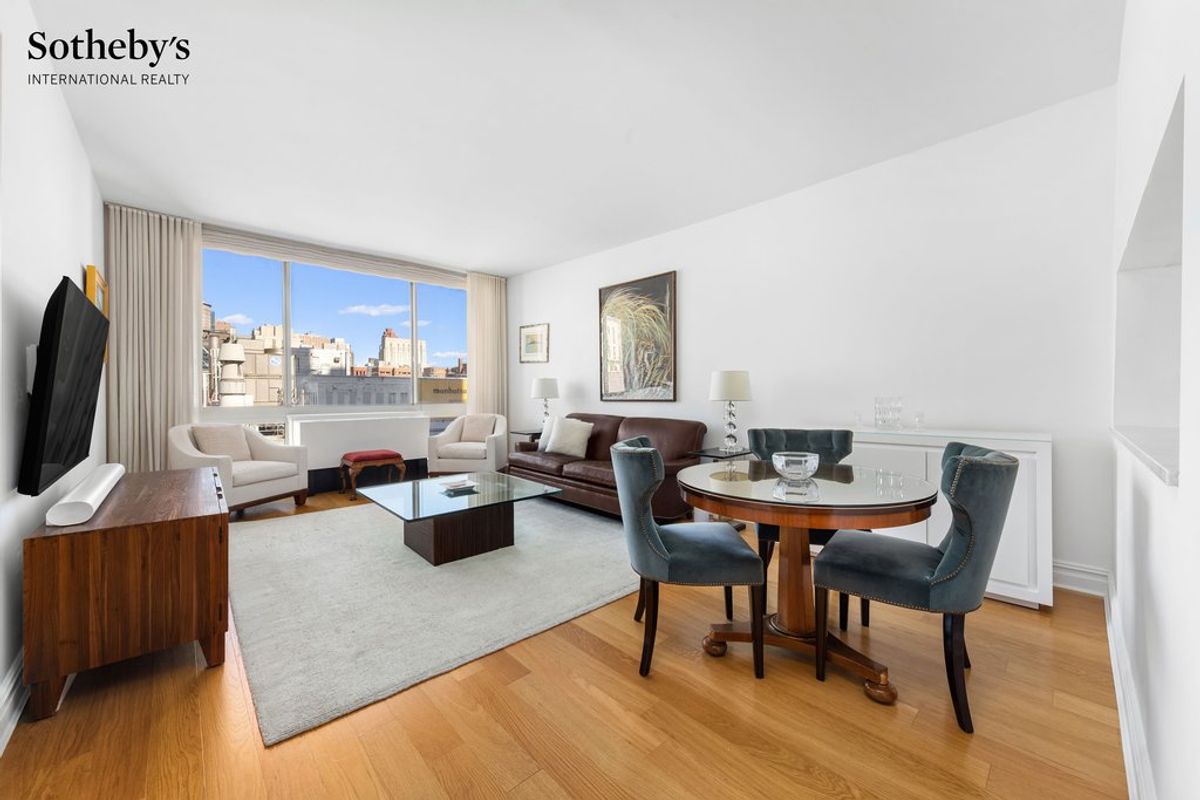 Photo for Bridge Tower Place - 401 East 60th Street Condominium in Upper East Side, Manhattan