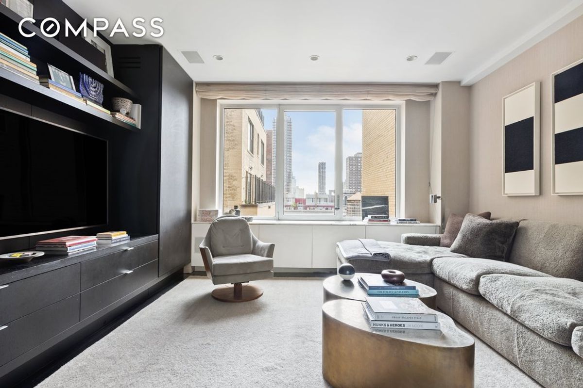 Photo for  1095 PARK AVENUE  - 1095 PARK AVENUE Cooperative in Upper East Side, Manhattan