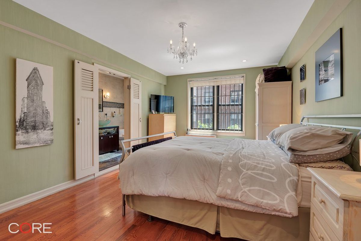 Photo for 342 East 53rd Street - 342 EAST 53 STREET Cooperative in Midtown East, Manhattan