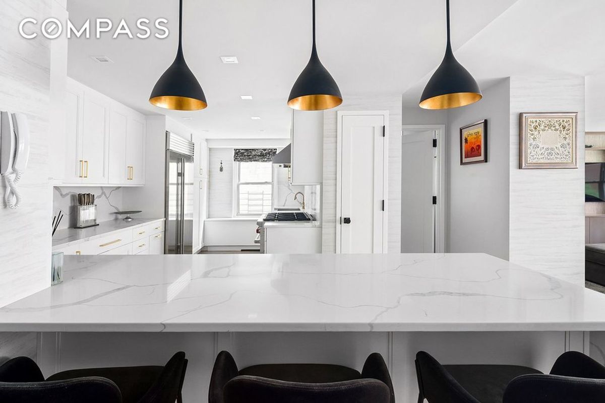 Photo for Newport East - 1445 1 AVENUE Cooperative in Lenox Hill, Manhattan