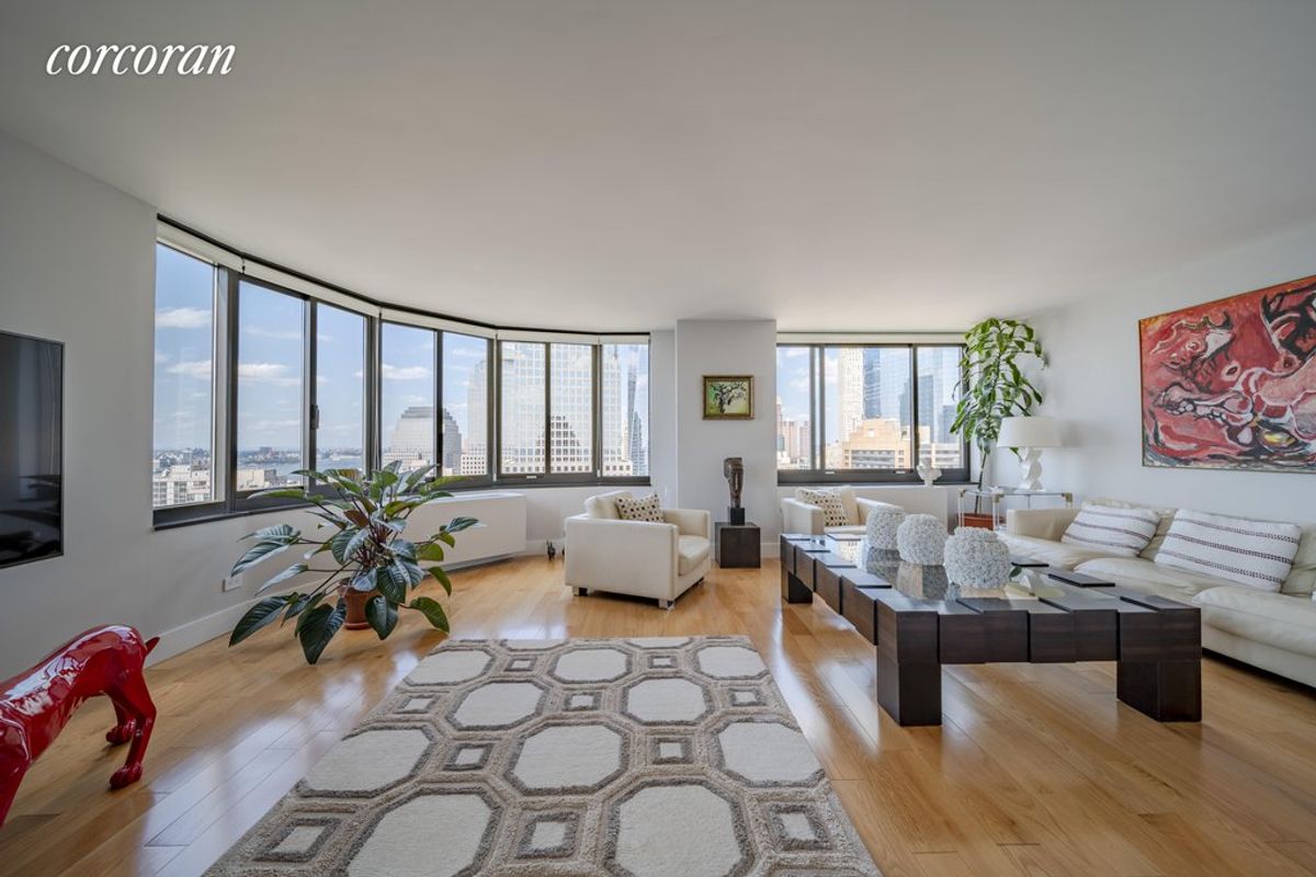 Photo for Liberty Court - 200 Rector Place Condominium in Battery Park City, Manhattan