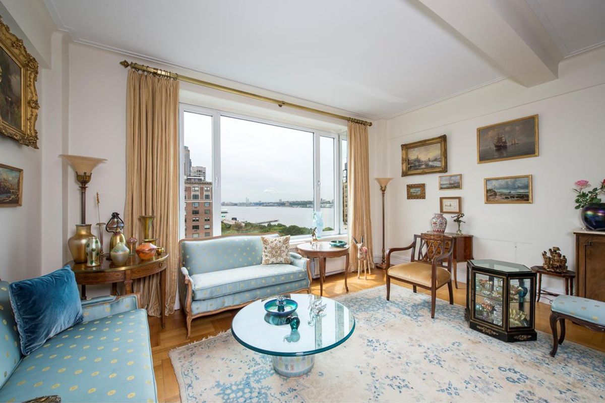 Photo for  50 Riverside Drive  - 329 WEST 77 STREET Cooperative in Upper West Side, Manhattan