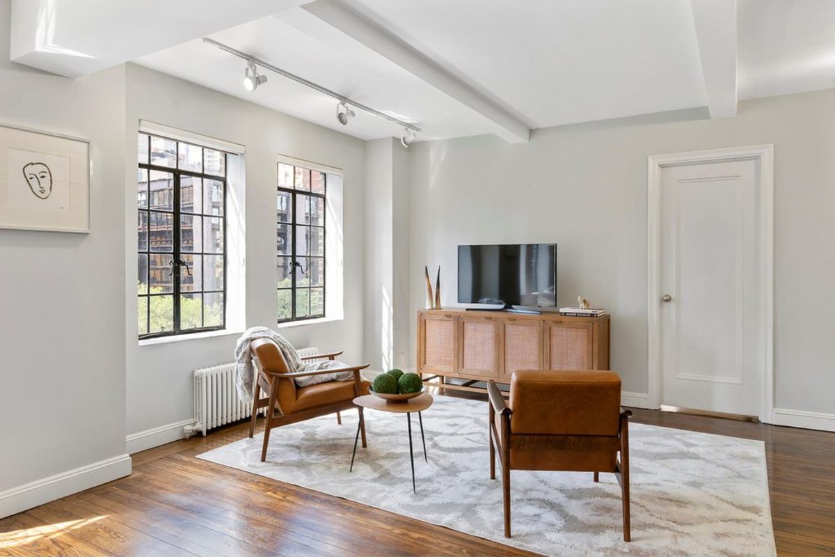 Photo for Tudor Tower - 25 TUDOR CITY PLACE Cooperative in Turtle Bay, Manhattan