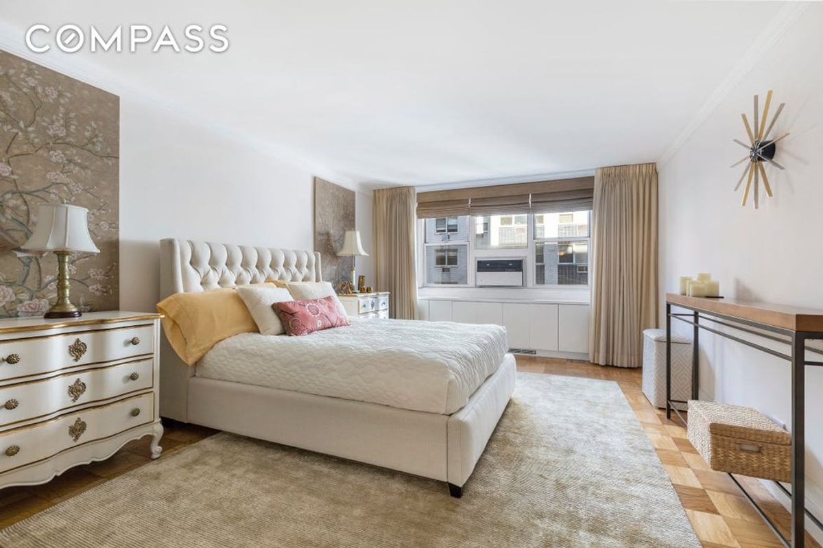 Photo for The Murray Hill - 240 EAST 35 STREET Cooperative in Murray Hill, Manhattan