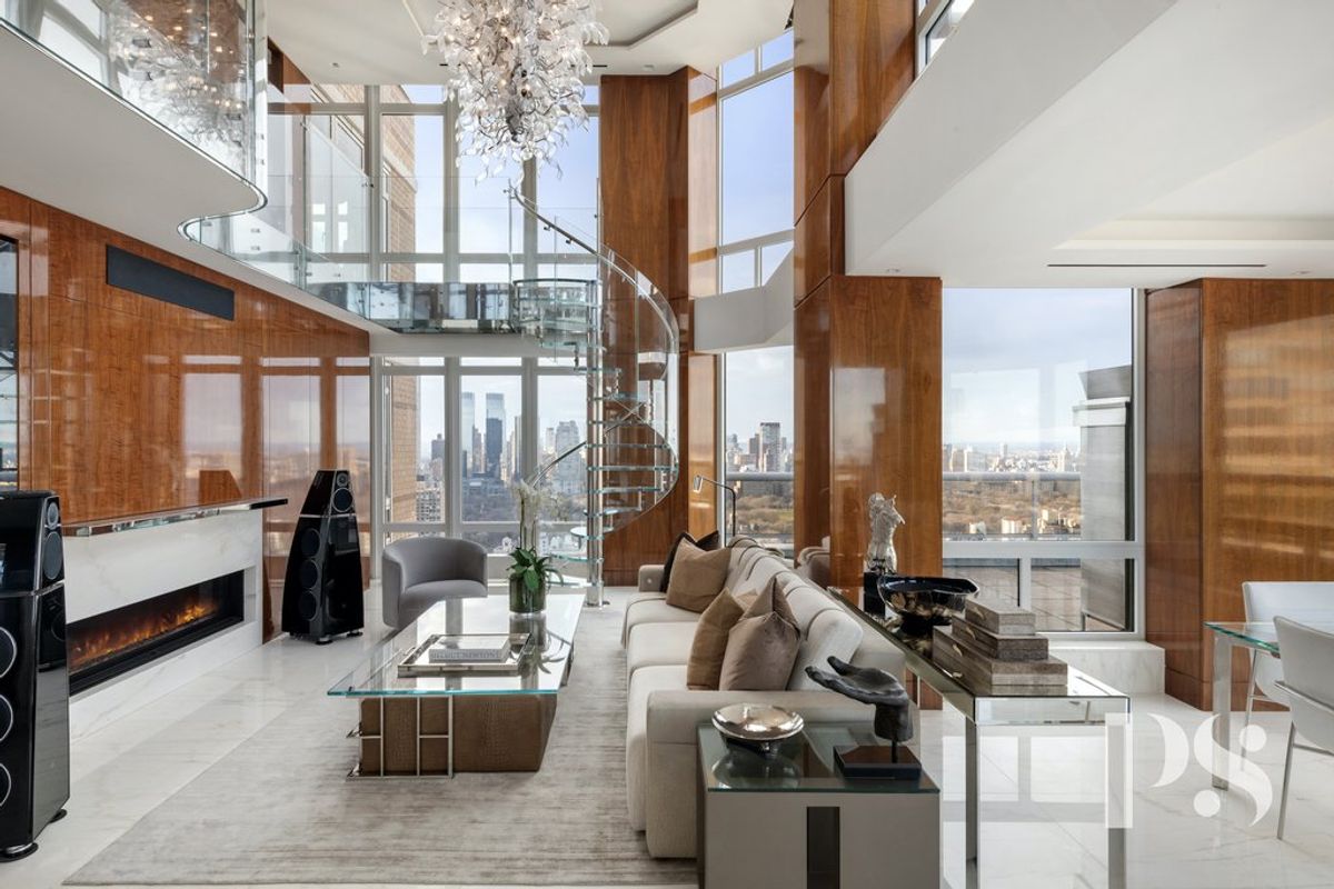 Photo for The Royale - 188 EAST 64 STREET Condominium in Upper East Side, Manhattan