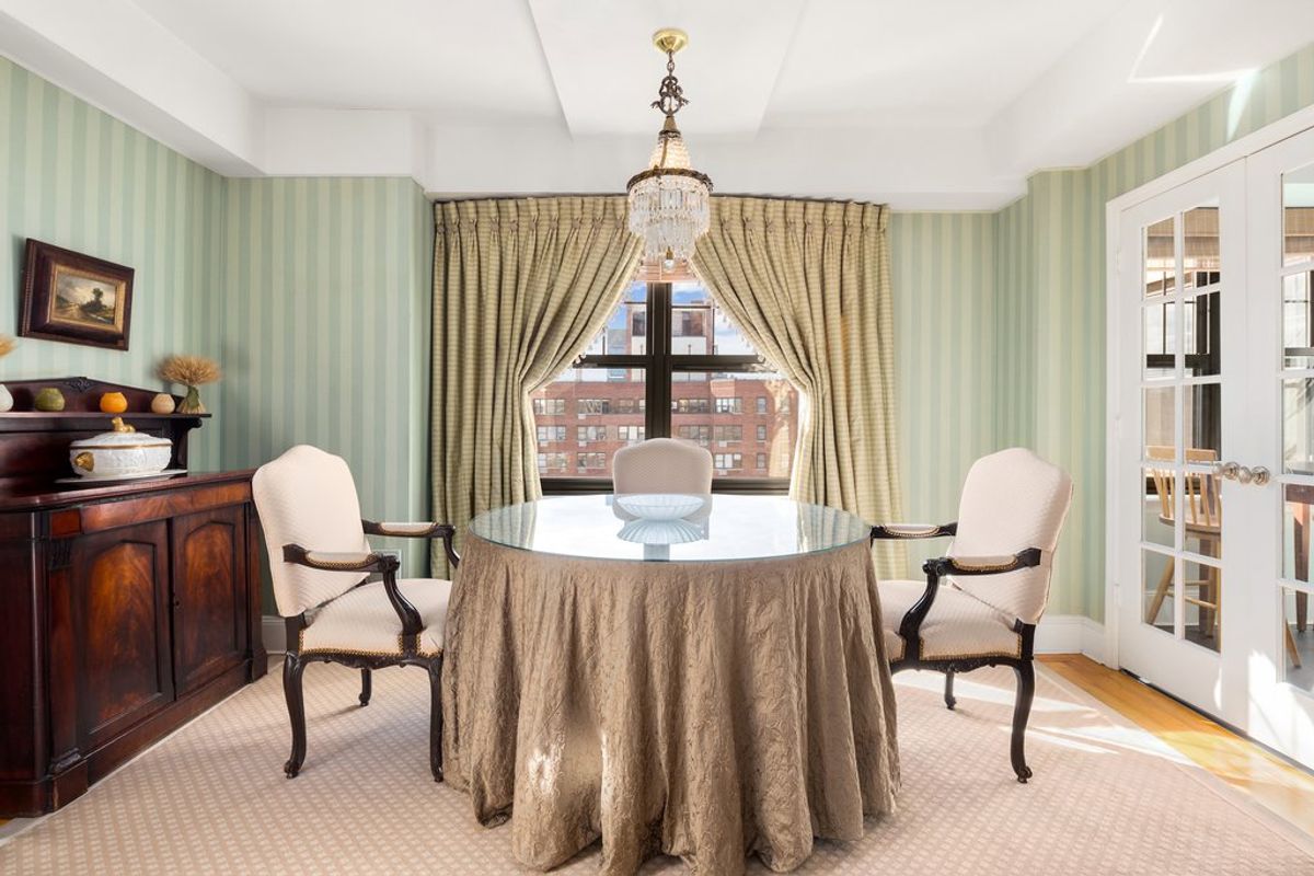Photo for 200 East 16th Street - 157 3 AVENUE Cooperative in Gramercy Park, Manhattan