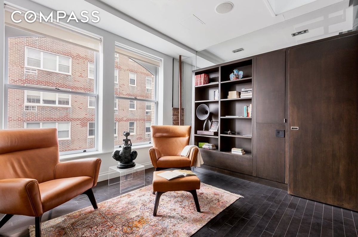 Photo for Hallanan - 9 BARROW STREET Condominium in Greenwich Village, Manhattan