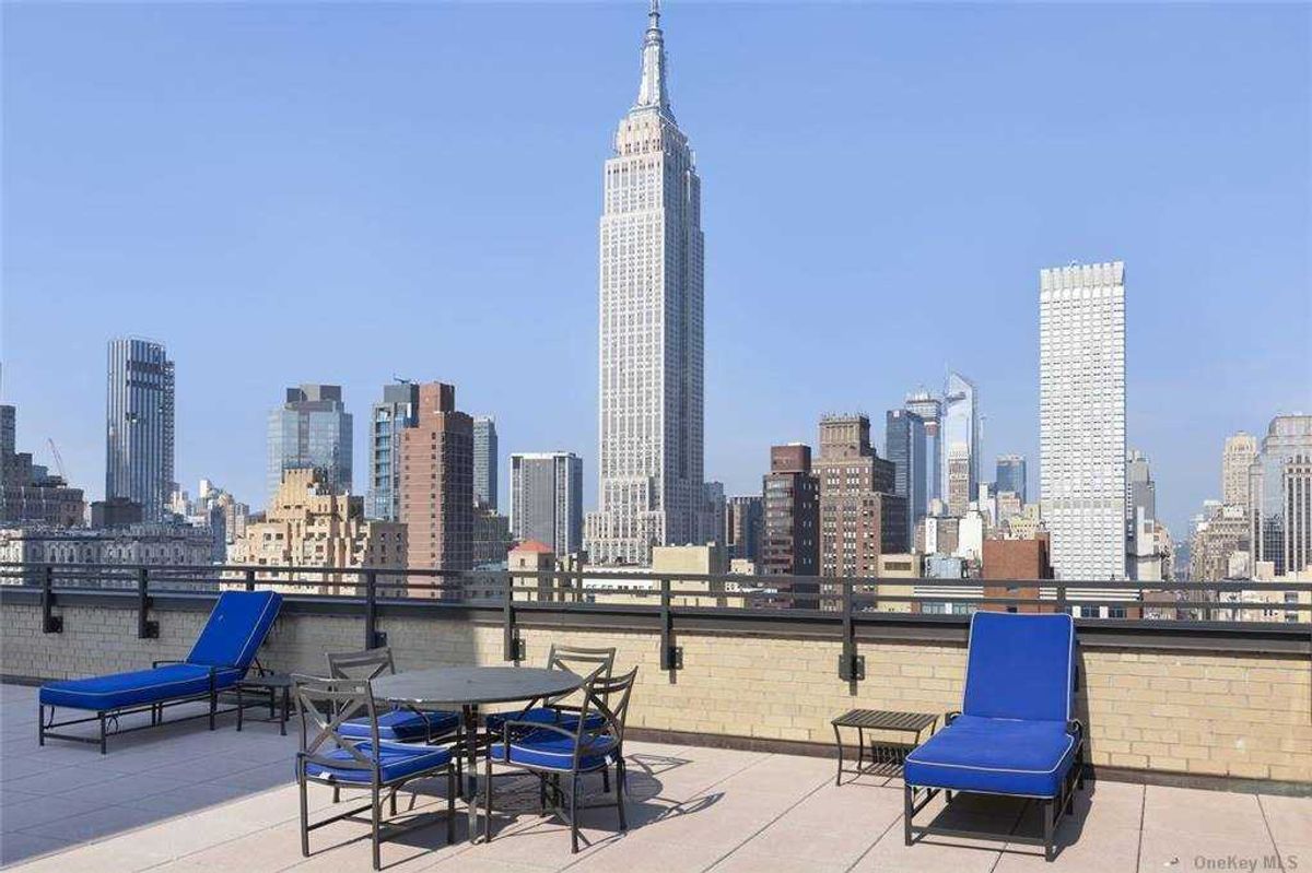 Photo for  Carlton Regency  - 137 EAST 36 STREET Cooperative in Murray Hill, Manhattan