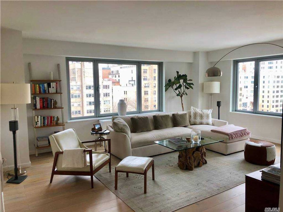 Photo for 200 East 62nd Street - 200 EAST 62 STREET Condominium in Upper East Side, Manhattan