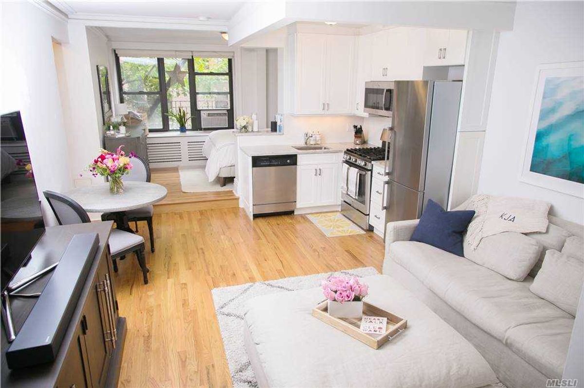 Photo for 350 East 77th Street - 350 EAST 77 STREET Cooperative in Upper East Side, Manhattan