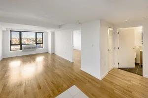 Photo for 21st Street