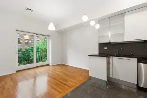 Photo for 15th Street