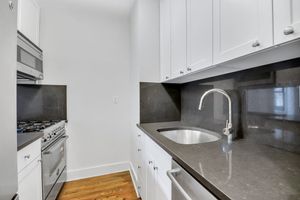 Photo for Madison Avenue